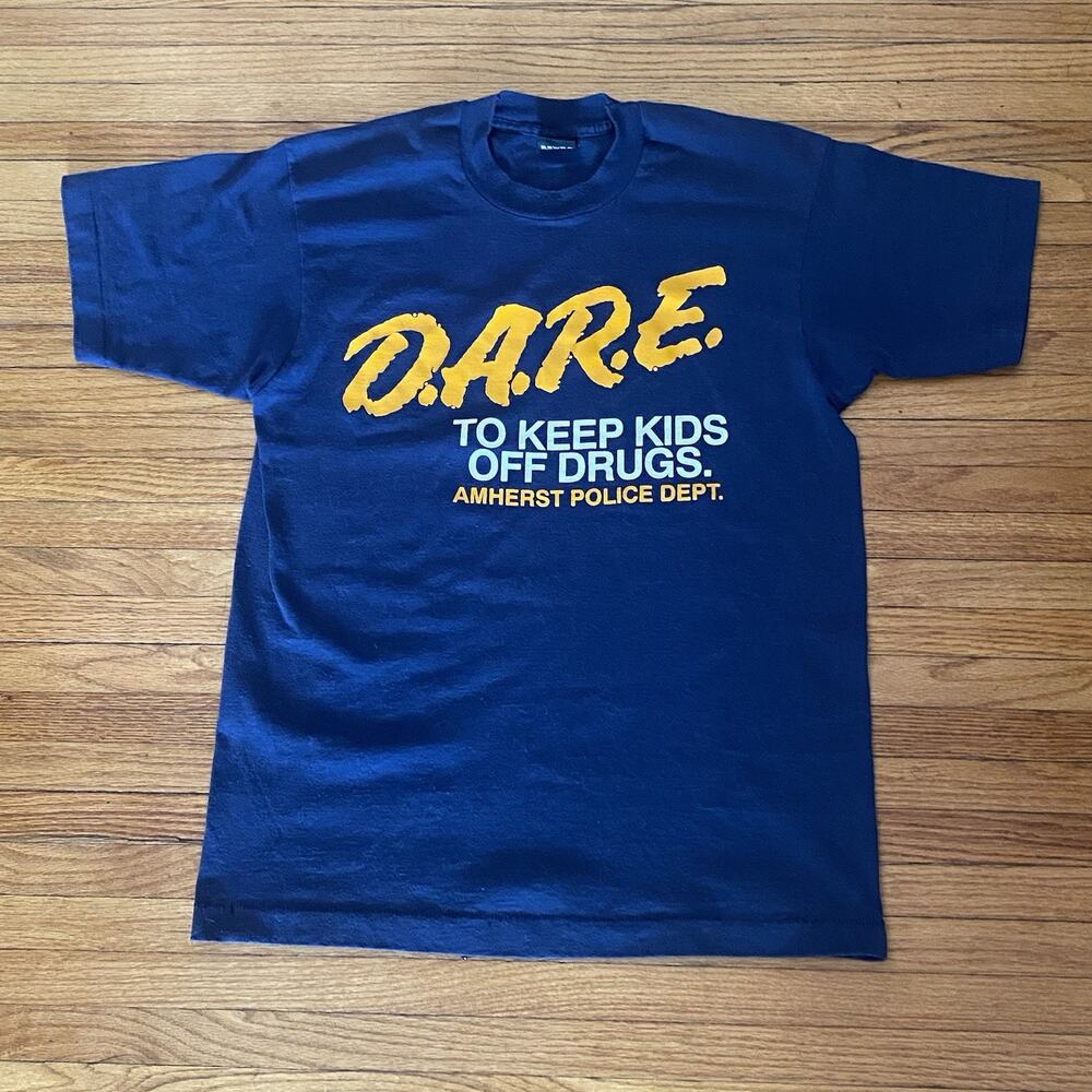 Vintage D.A.R.E. T-shirt Mens Sz Large Navy Blue 50/50 Blend 90s Amherst Police